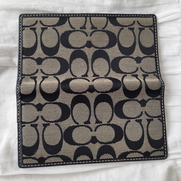 Coach Signature Canvas Trifold Turnlock Wallet With Matching Checkbook Cover - Picture 9 of 11